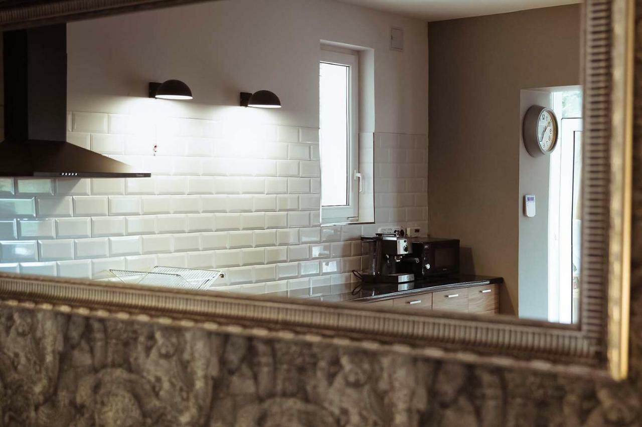 KOI Apartman Balatonalmadi Bagian luar foto