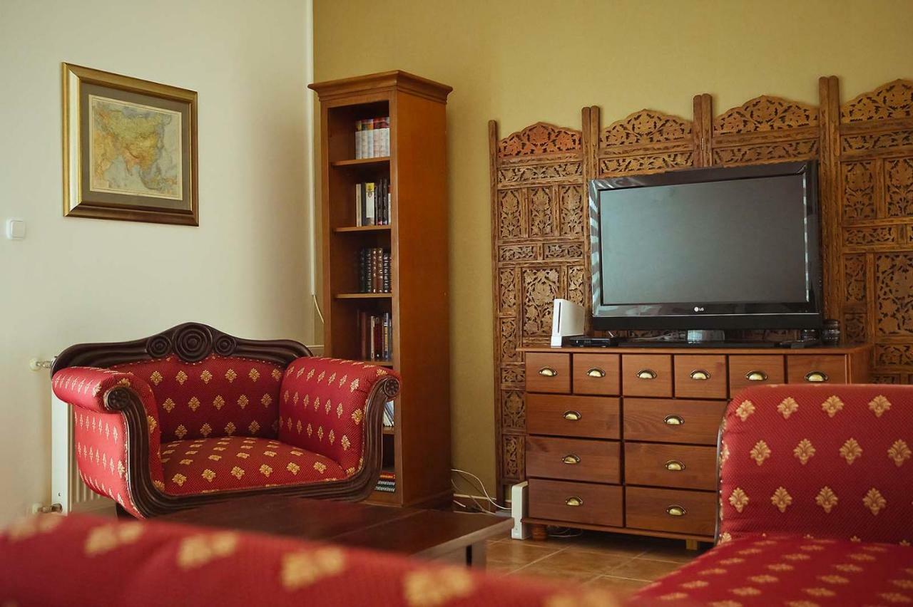 KOI Apartman Balatonalmadi Bagian luar foto